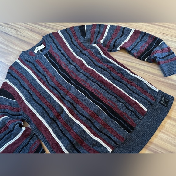 VTG Hollister cookie-style sweater medium